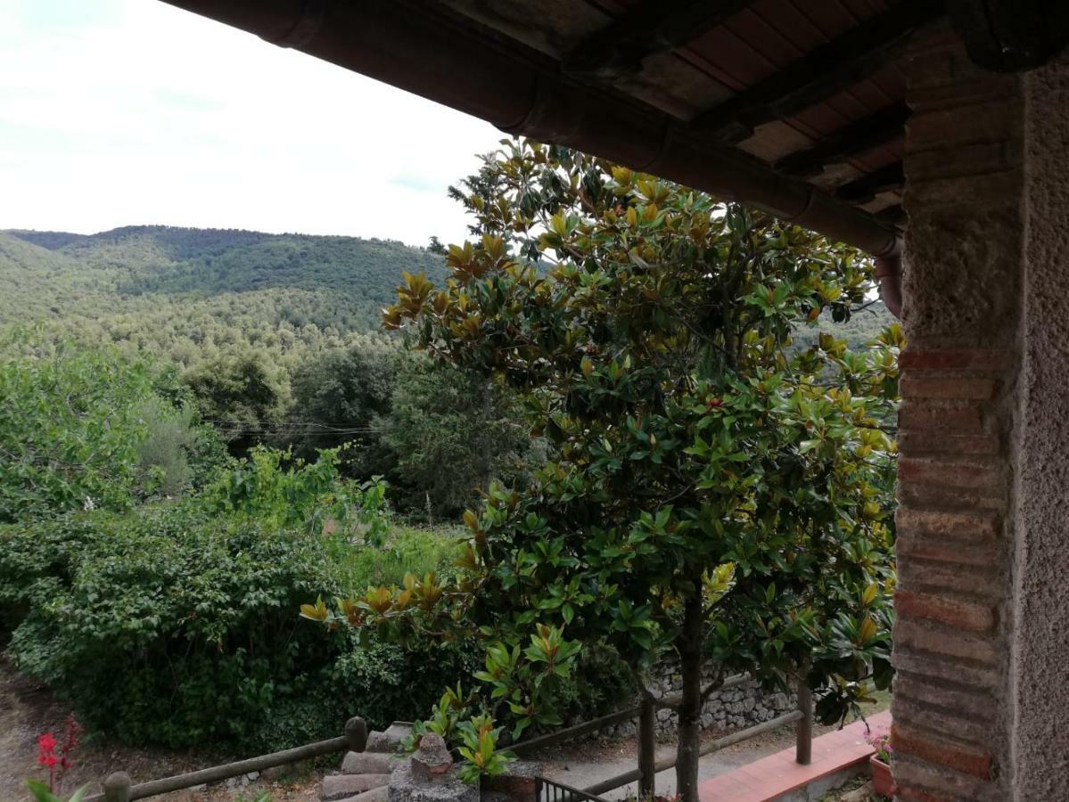 Hostal Il Fienile Nella Roccia Casole dʼElsa Exterior foto